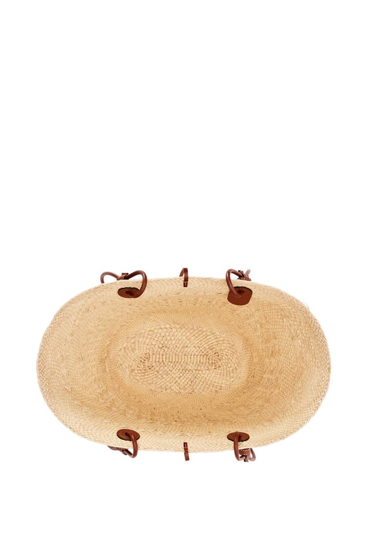 LOEWE Bolso Anagram Basket en palma de iraca y piel de ternera Natural/Bronceado