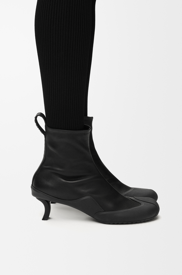 LOEWE Bottines Dive en cuir de veau stretch Noir