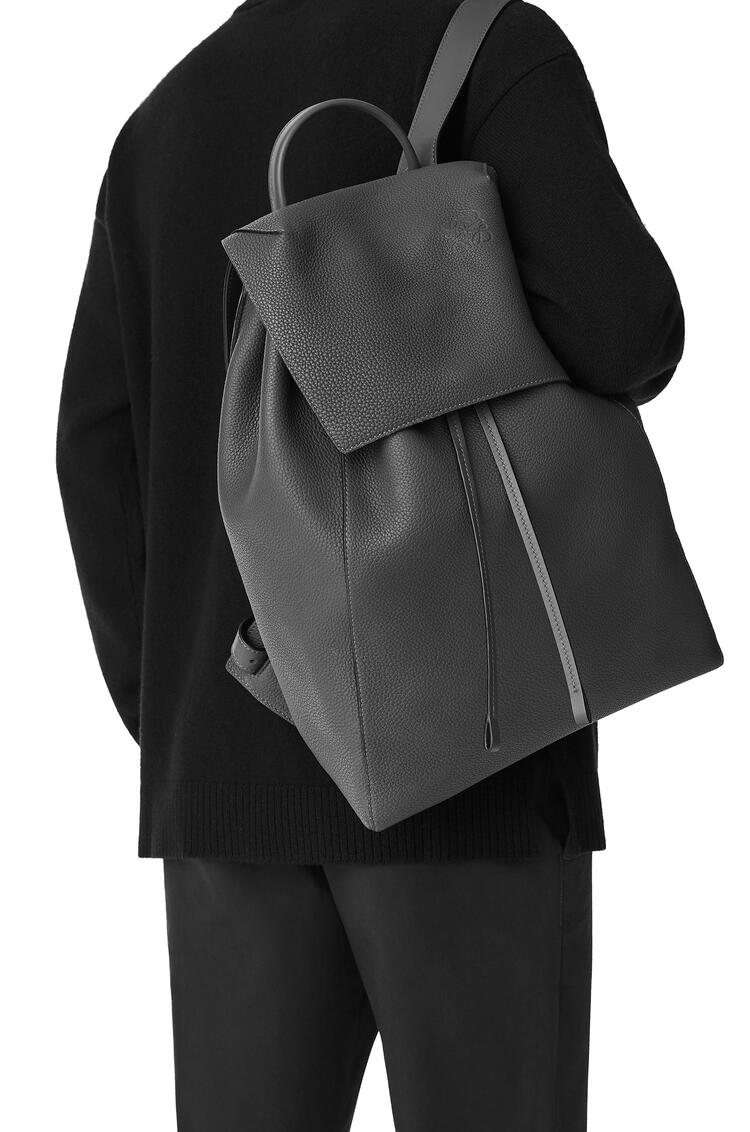 LOEWE Drawstring Backpack in grained calfskin Black