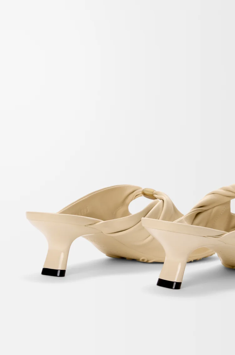 LOEWE Pebble Soft mule in nappa lambskin Dough
