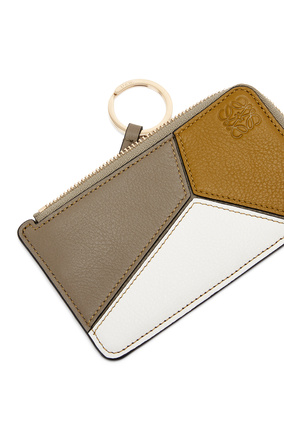 LOEWE Puzzle coin cardholder in classic calfskin Ochre/Laurel Green plp_rd