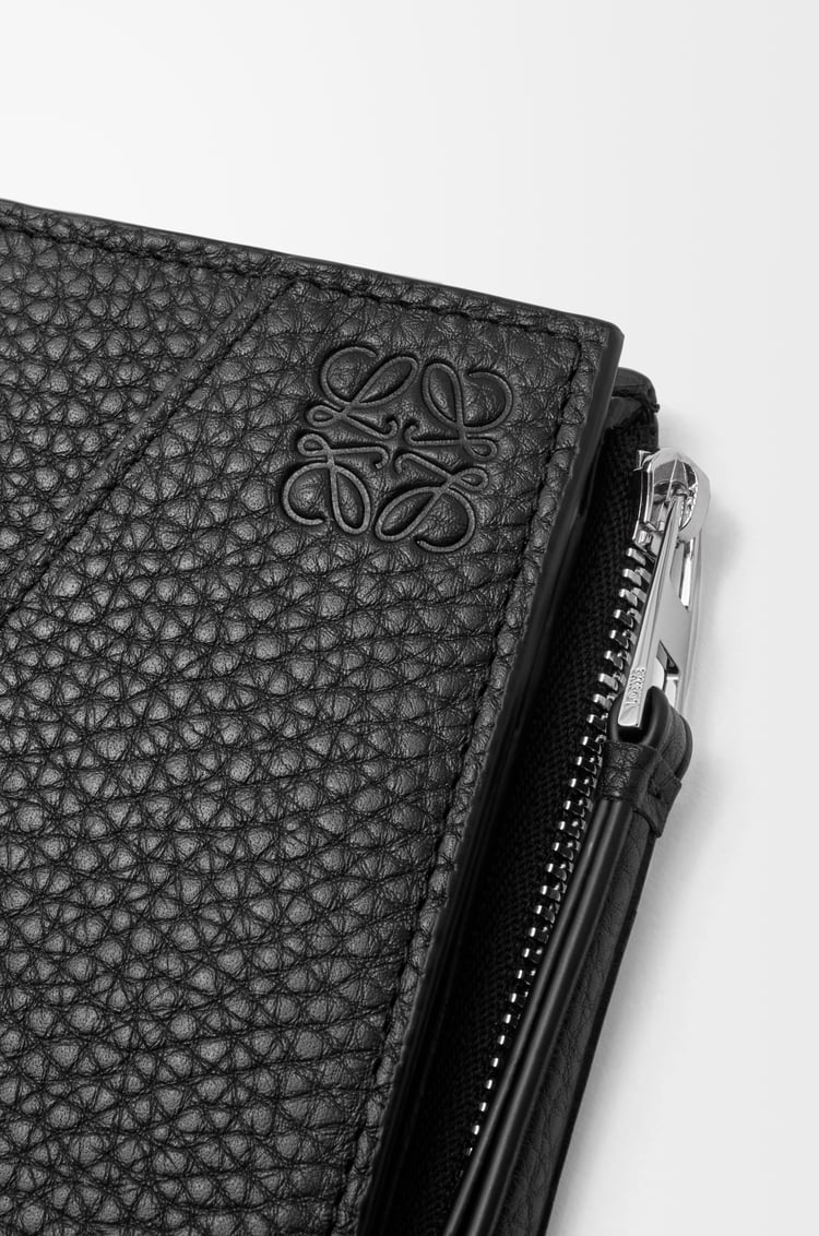 LOEWE 柔軟粒面小牛皮 Puzzle 窄版短錢包 黑色