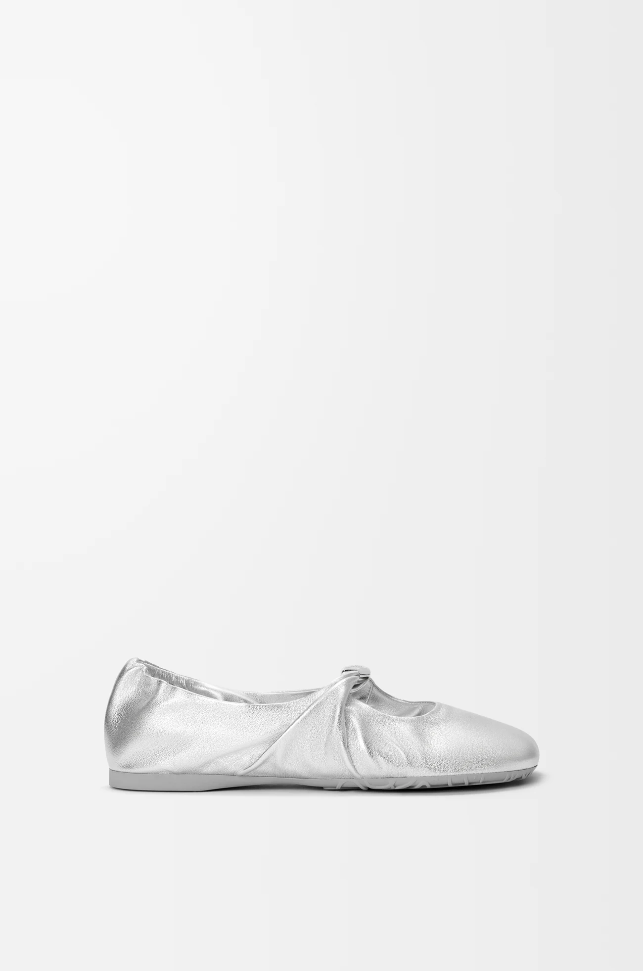 LOEWE Pebble Soft ballerina in laminated nappa lambskin Silver