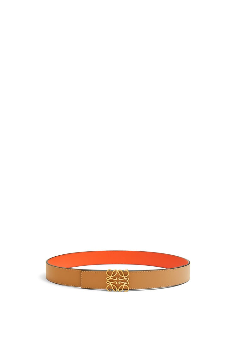 LOEWE Cinturón reversible en piel de ternera lisa con Anagrama Desierto Cálido/Naranja/Oro