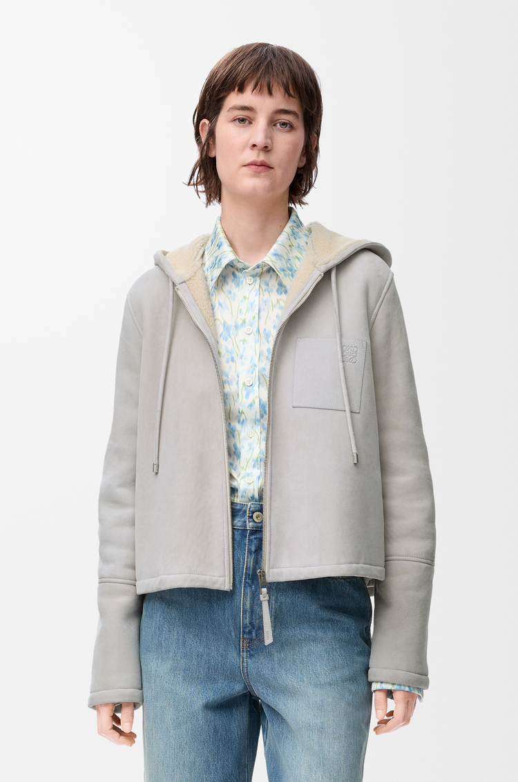 LOEWE Hooded jacket in shearling Hellgrau Meliert