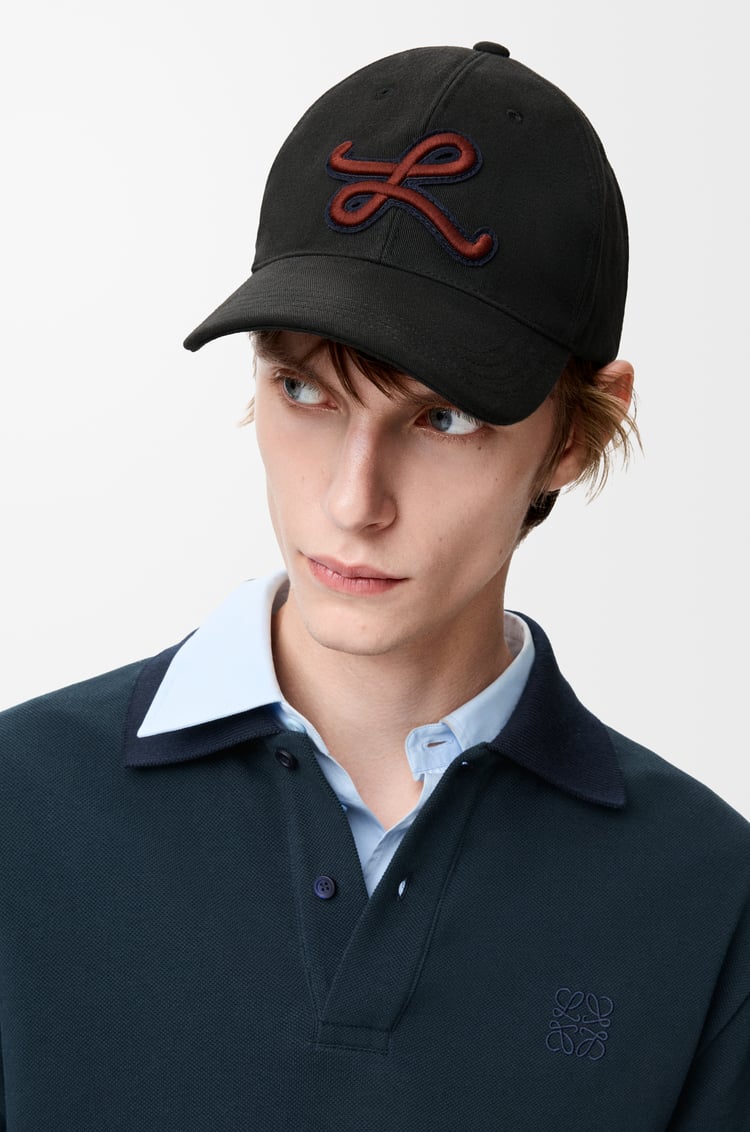 LOEWE L patch cap in cotton Black