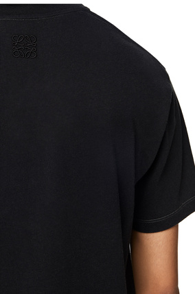LOEWE Camiseta en algodón con estampado de toro Negro Lavado plp_rd