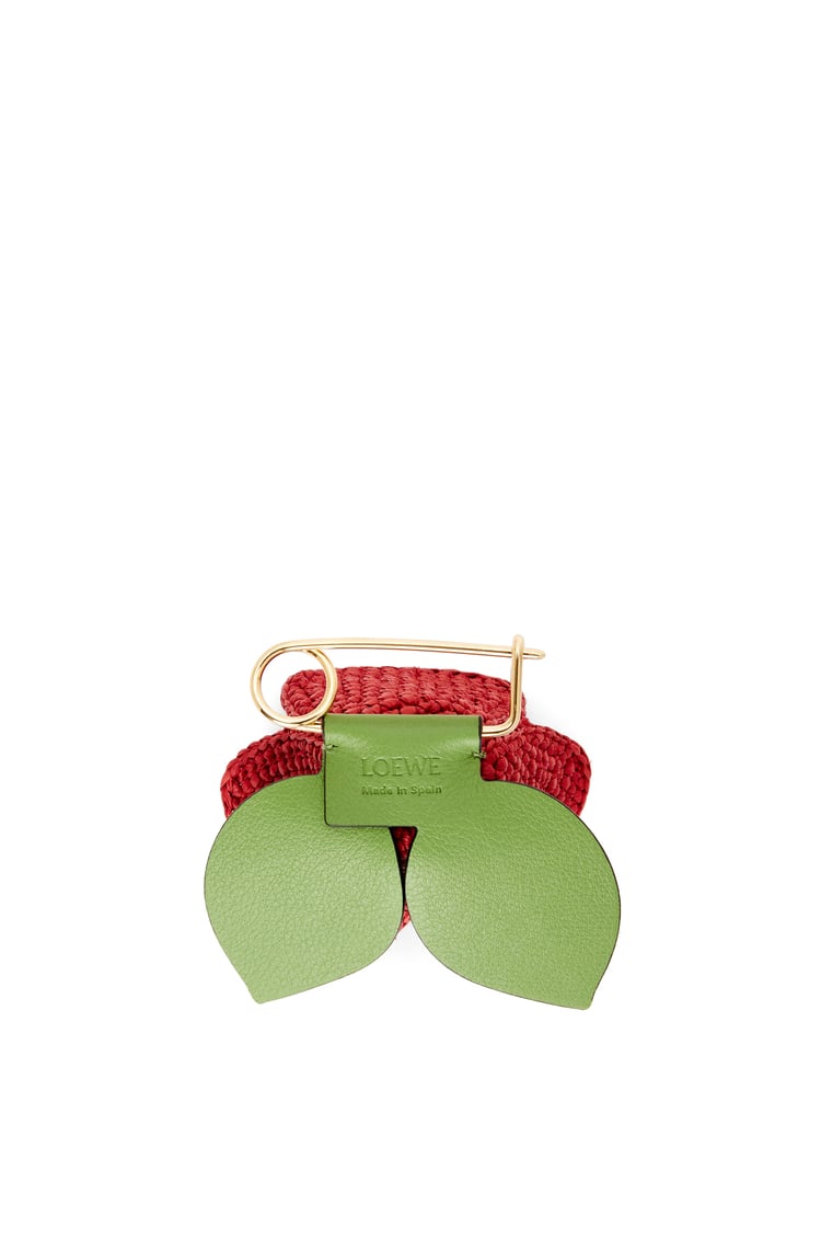 LOEWE Rose pin in raffia and brass Red