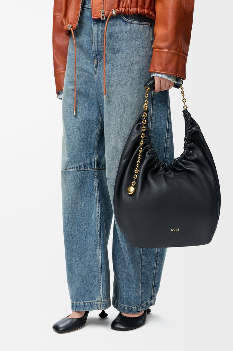 LOEWE Medium Squeeze bag in mellow nappa lambskin Black