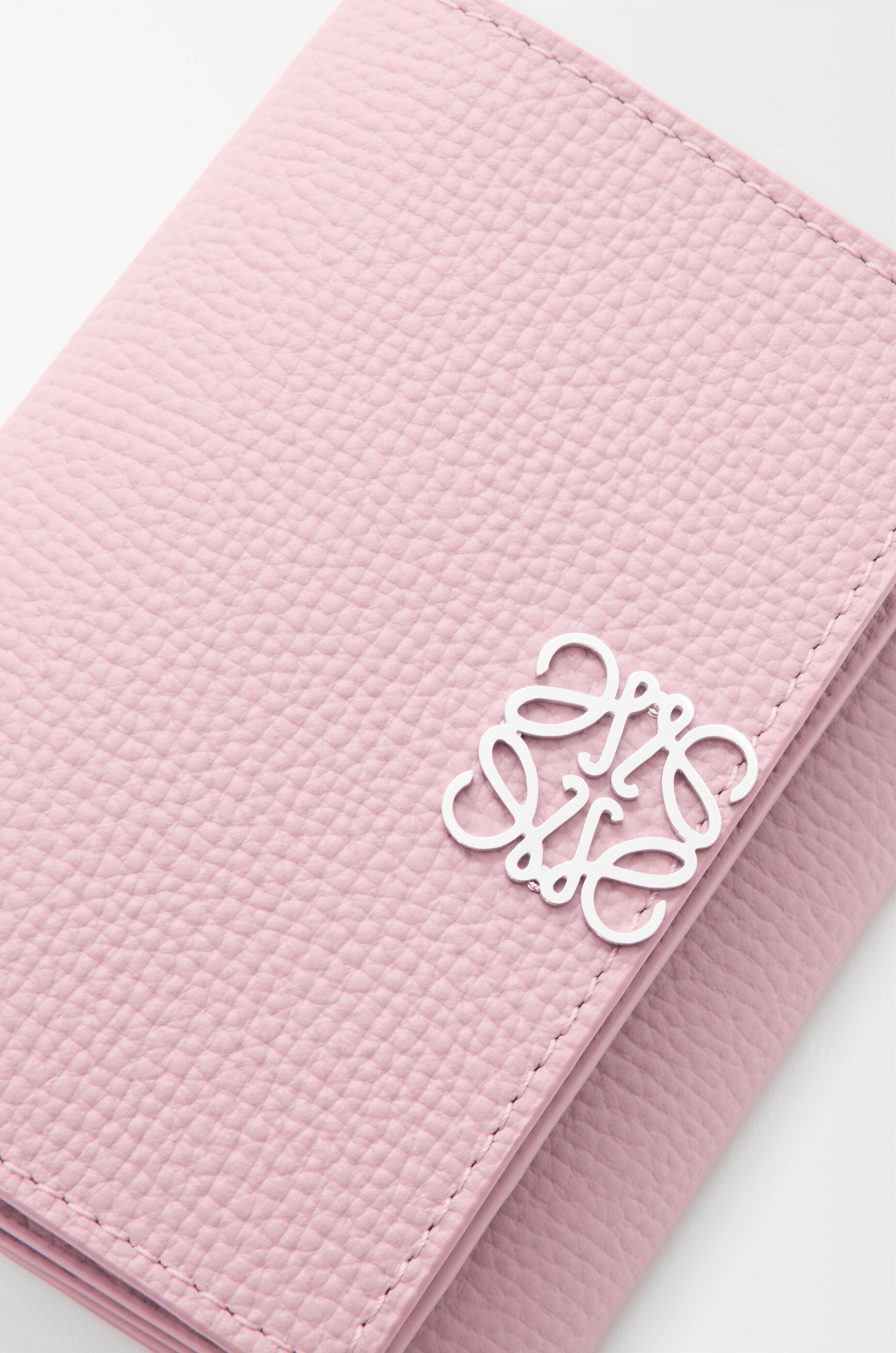 アナグラム トライフォールド ウォレット（ペブルグレインカーフ