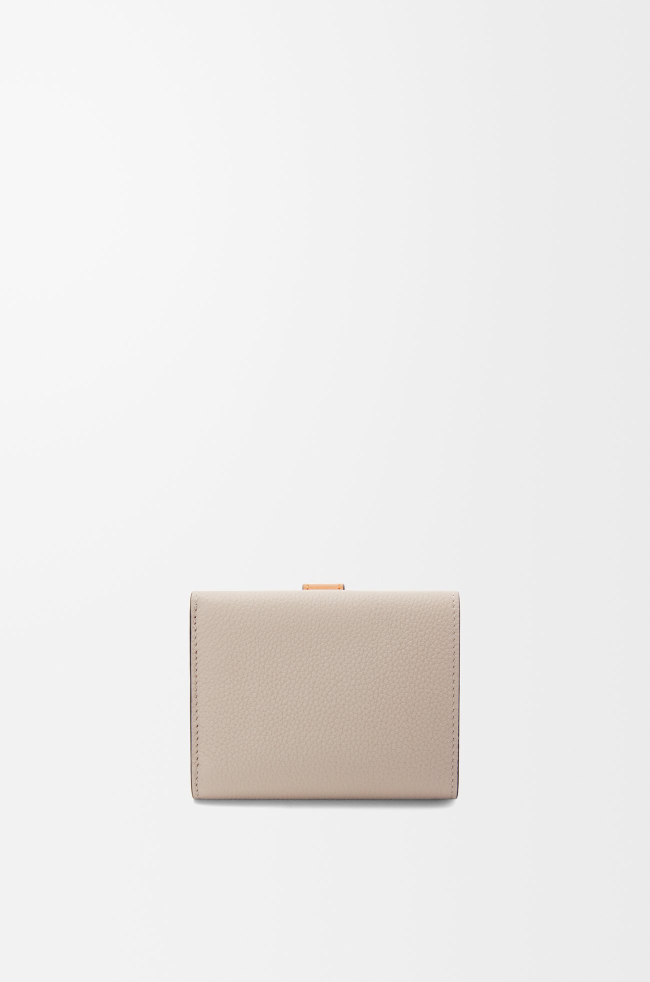 LOEWE Trifold wallet in soft grained calfskin Light Oat/Honey plp_rd