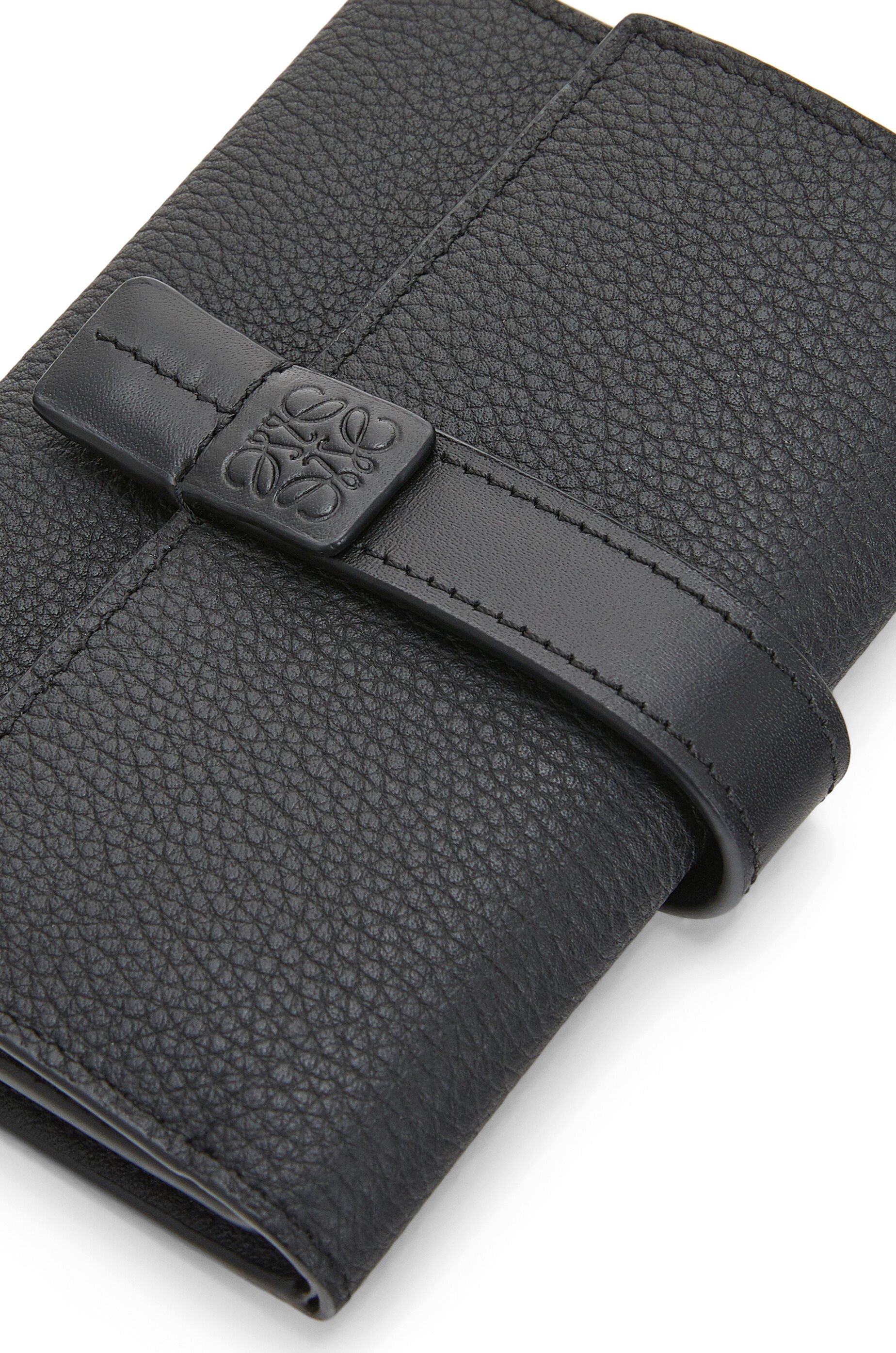 loewe small vertical wallet