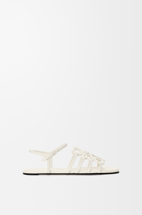 LOEWE Petal Anagram 小牛皮涼鞋 白色