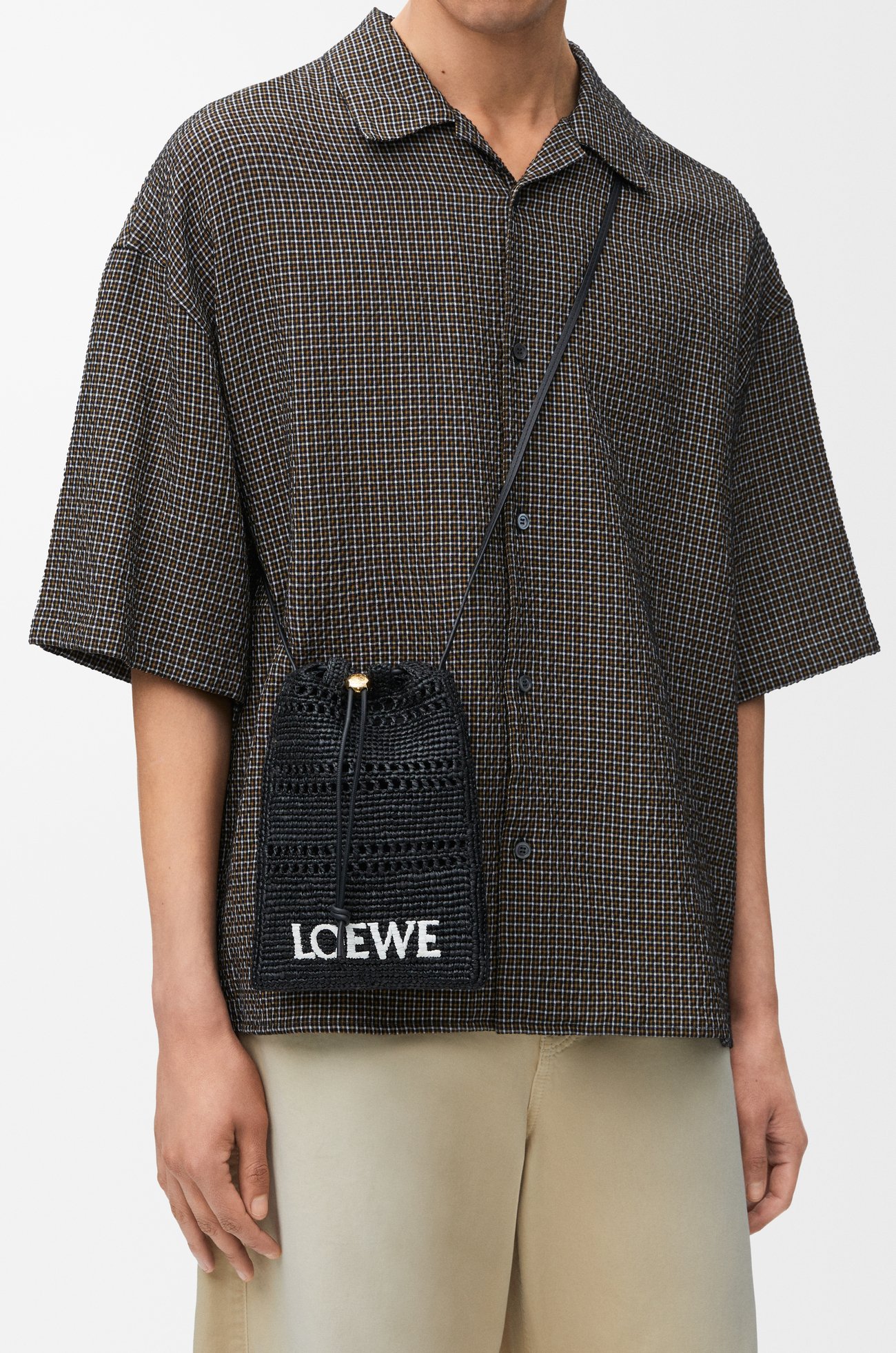 LOEWE Drawstring pocket in raffia  Black