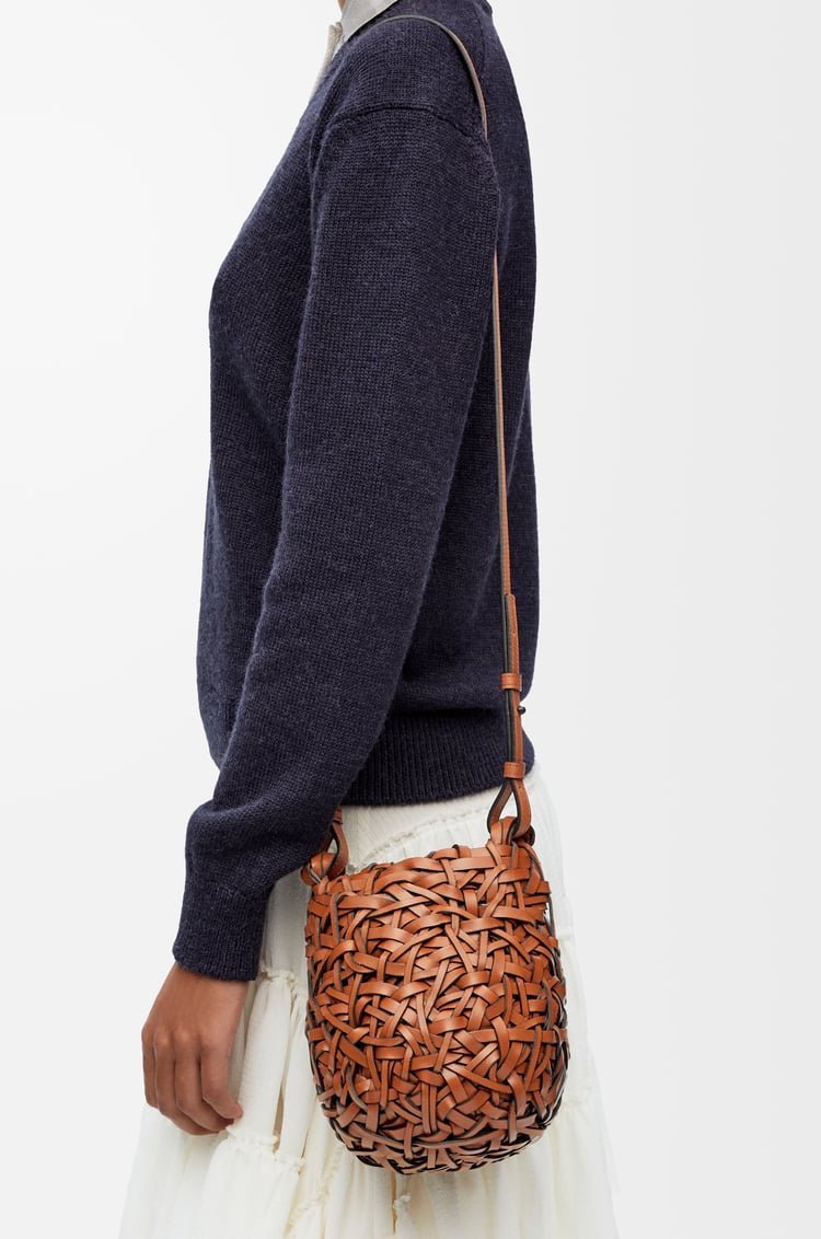 LOEWE Small Nest Basket bag in calfskin Tan