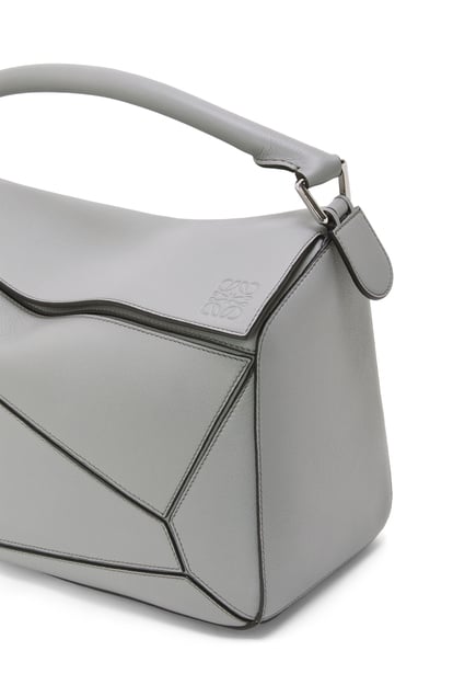 LOEWE Large Puzzle bag in classic calfskin Asphalt Grey plp_rd