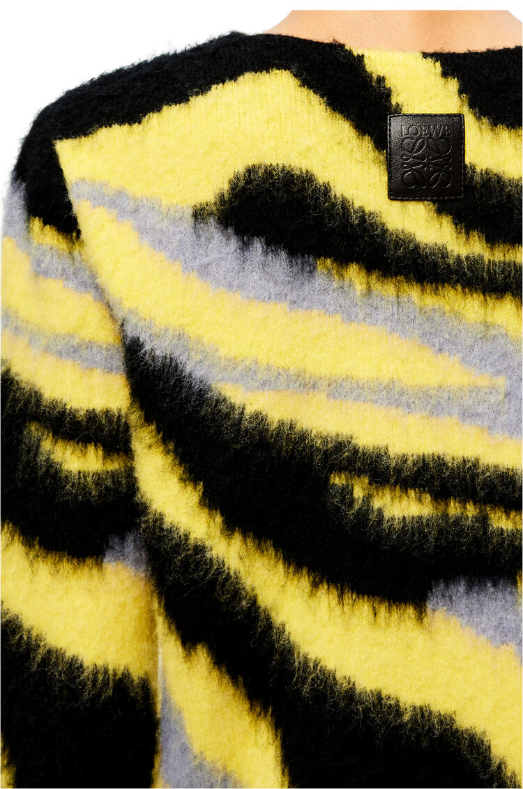 LOEWE Graphic intarsia cardigan in wool and mohair Yellow/Black pdp_rd