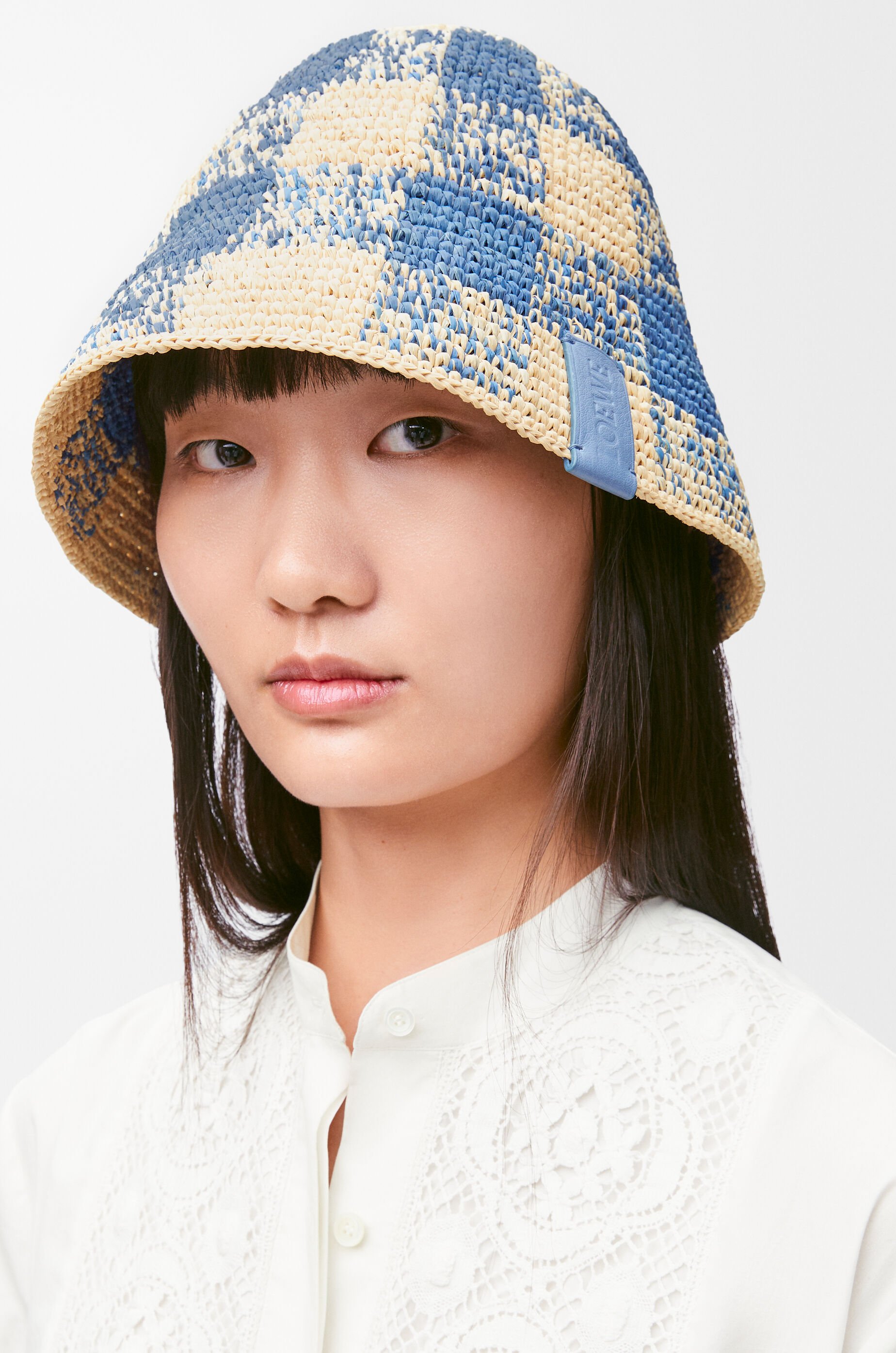 Bucket hat in raffia Beige - LOEWE
