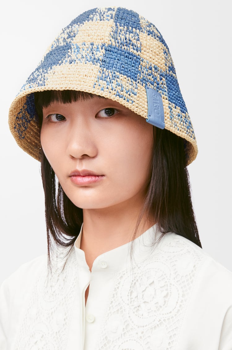 LOEWE Bucket hat in raffia Natural/Light Blue