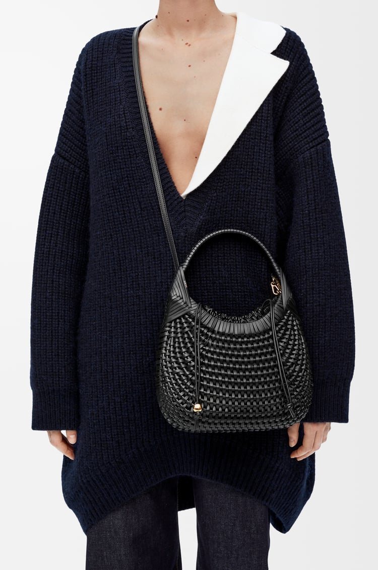 LOEWE Bolso Diamond Hobo en piel de ternera Negro
