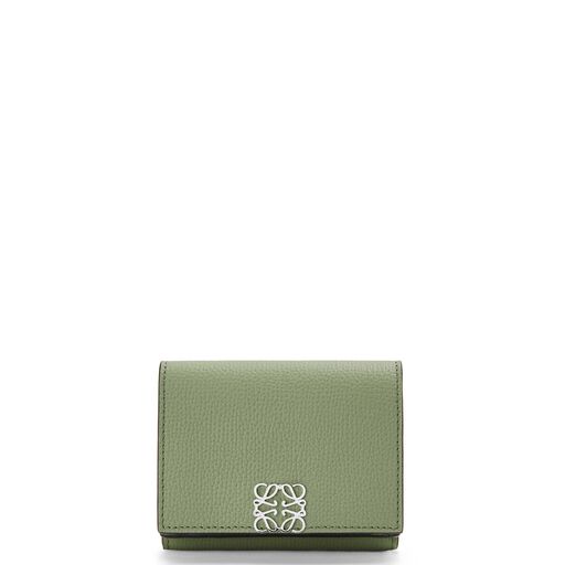 C821TR2X02_6424_1F.jpg?sw=512&  