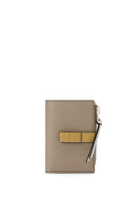 LOEWE Slim zip bifold wallet in soft grained calfskin Laurel Green/Ochre pdp_rd