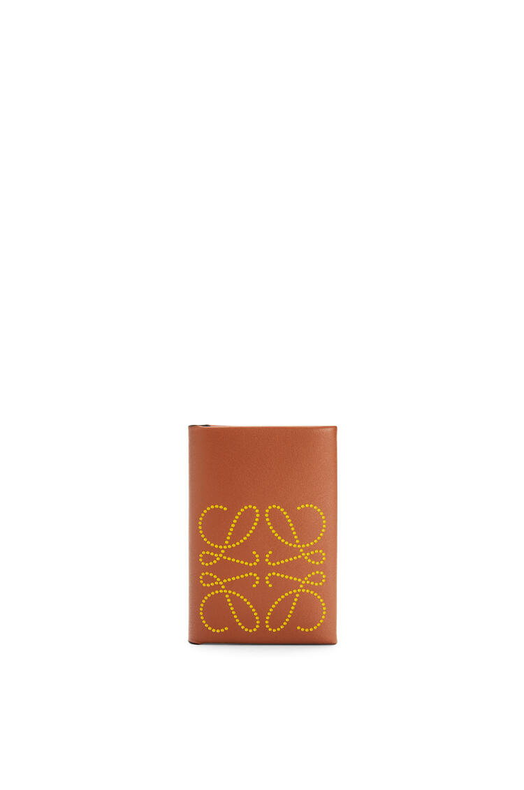 LOEWE Brand bifold card case in calfskin Tan/Ochre