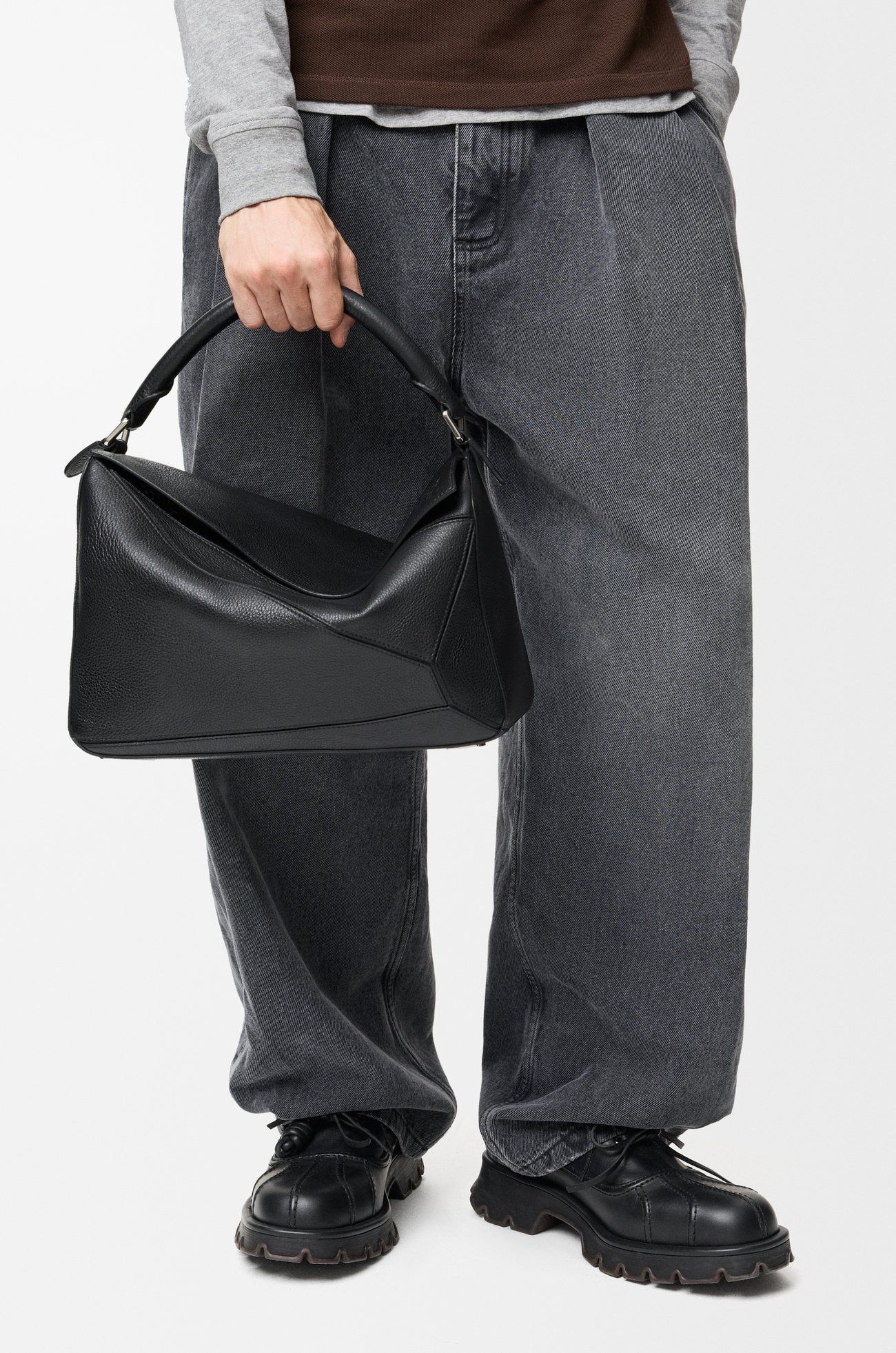 LOEWE Large Puzzle bag in supple grained calfskin Black