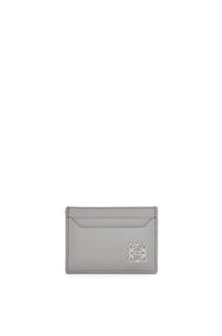 LOEWE Anagram plain cardholder in pebble grain calfskin Pearl Grey