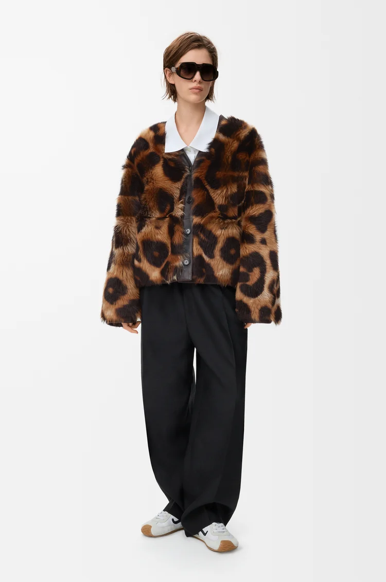 LOEWE 剪羊毛开衫 棕色