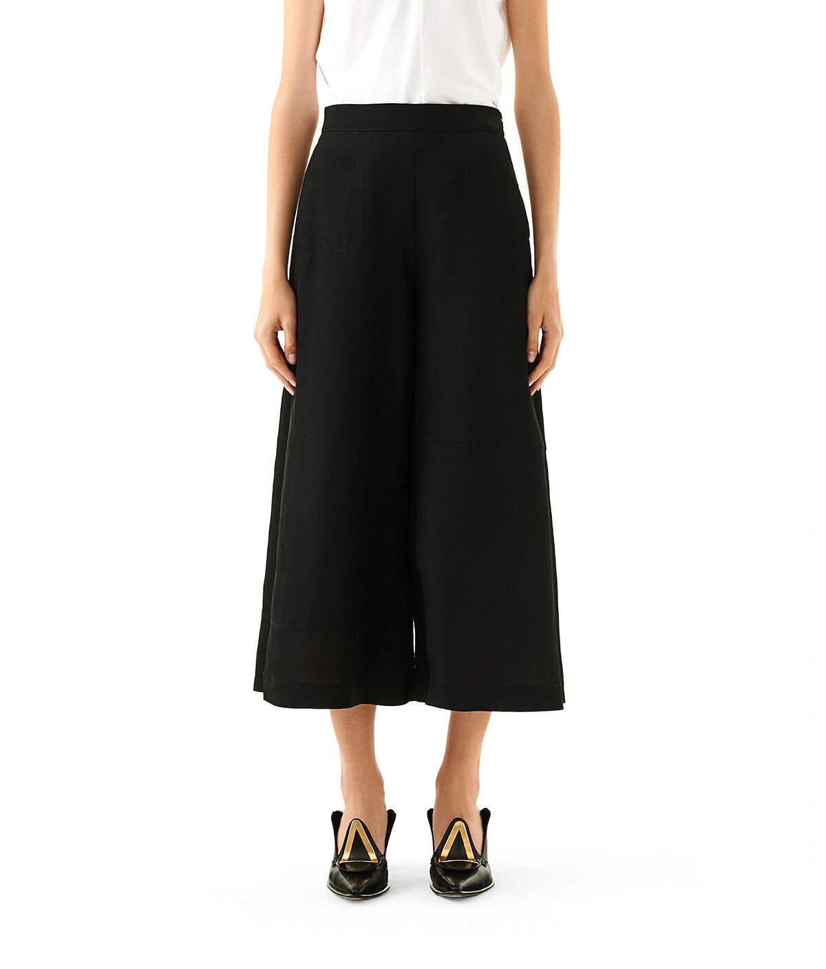 white culotte trousers