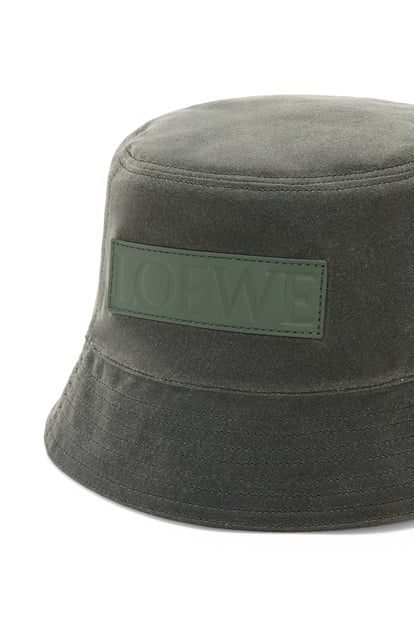 LOEWE Bucket hat in waxed canvas and calfskin 深鼠尾草色 plp_rd