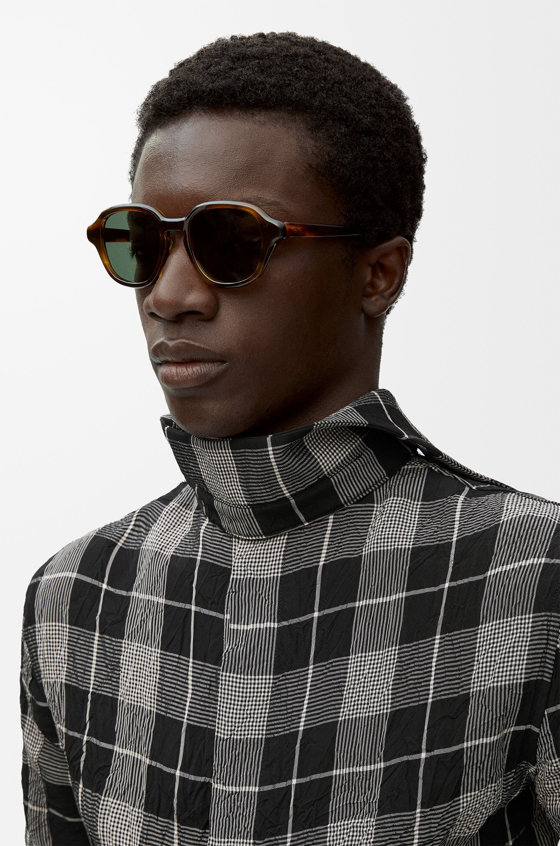 【LOEWE】アルファ スリム サングラス★シャンパン クリア Alpha Slim sunglasses Gold - LOEWE