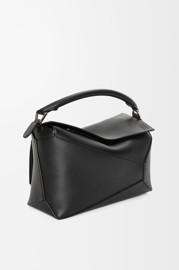 LOEWE Medium Puzzle Edge bag in classic calfskin Black