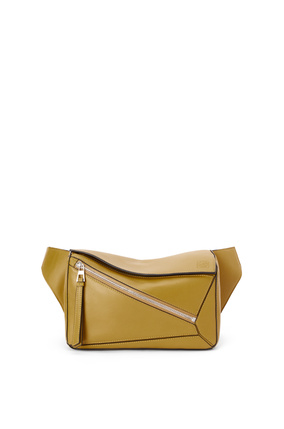 LOEWE Small Puzzle Bumbag in classic calfskin Ochre