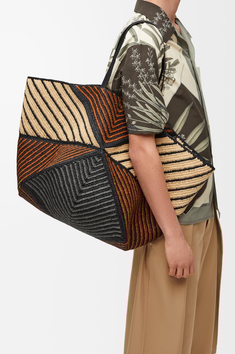 LOEWE XXL Puzzle Fold Tote in raffia Natural/Honey Gold