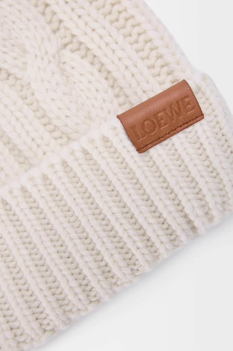 LOEWE Gorro en lana Crudo