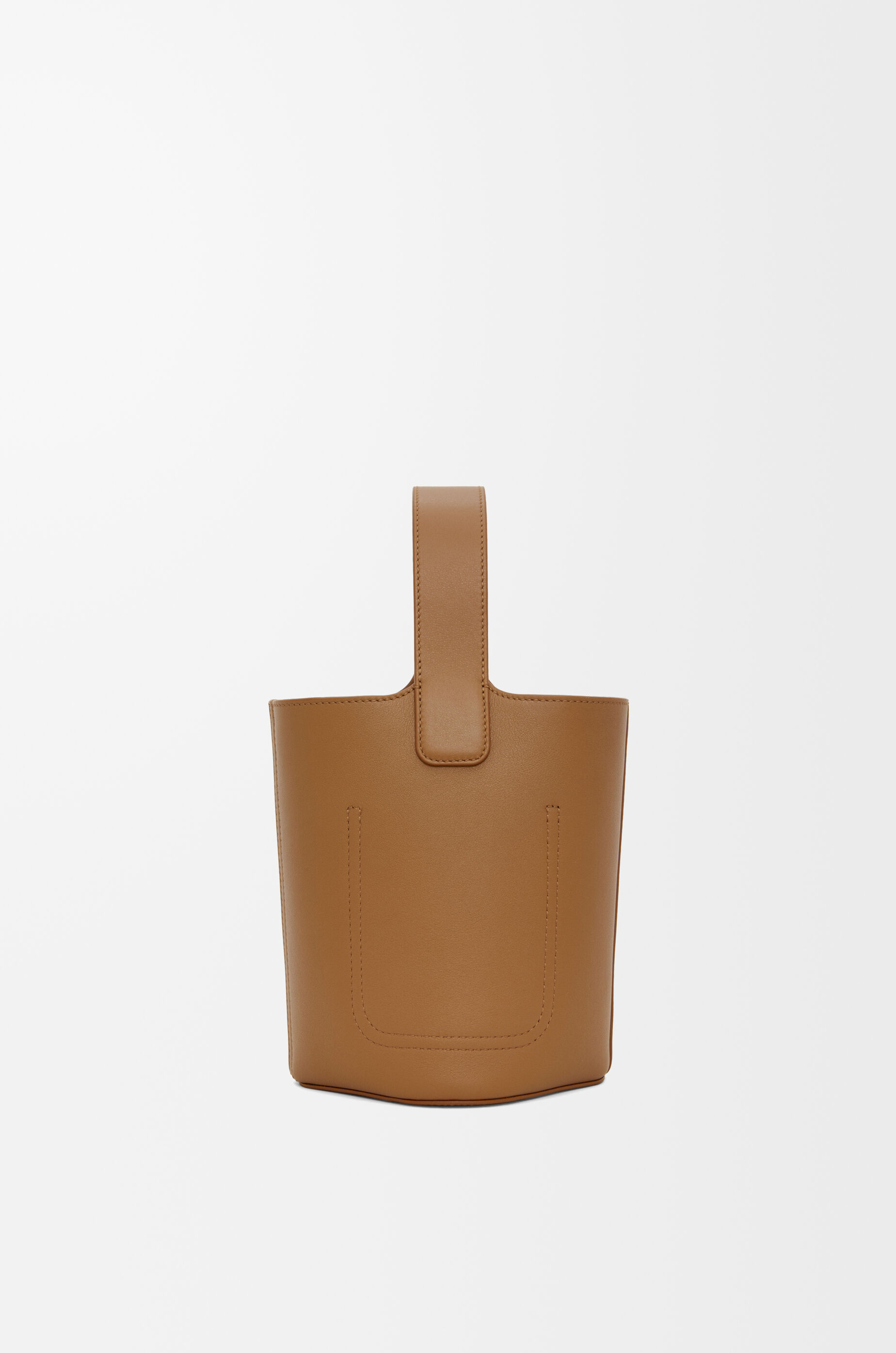 ペブル バケットバッグ ミニ（スムースカーフ） ブラウン - LOEWE