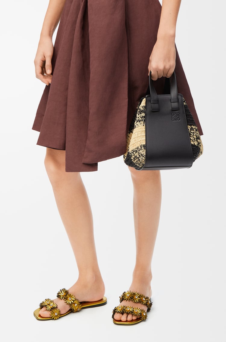 LOEWE ハンモックバッグ コンパクト（ラフィア&カーフ） ナチュラル/ブラック