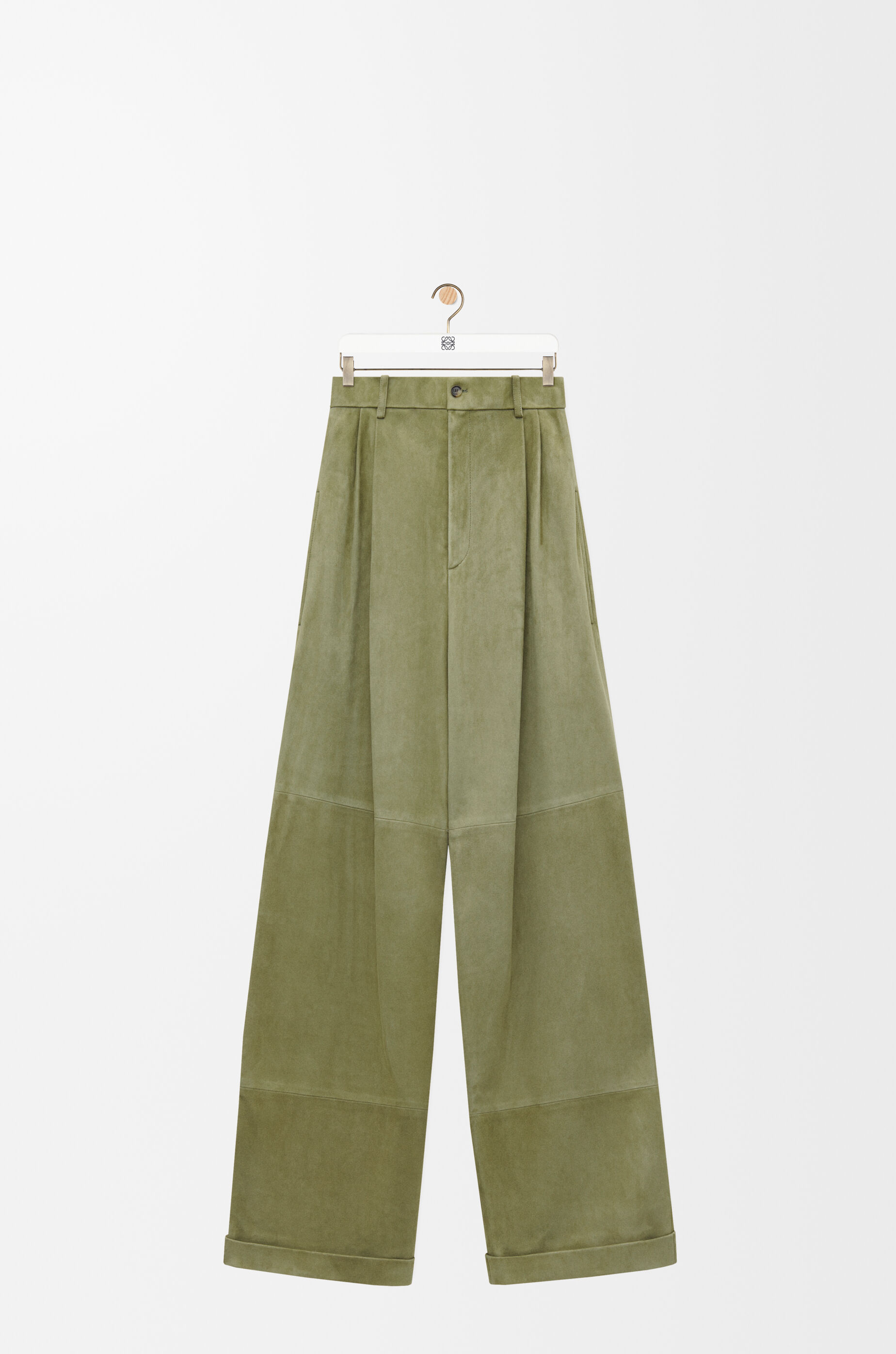 Pleated trousers in suede lambskin Sage - LOEWE
