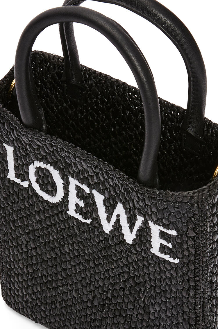 LOEWE Standard A5 Tote bag in raffia Black/White
