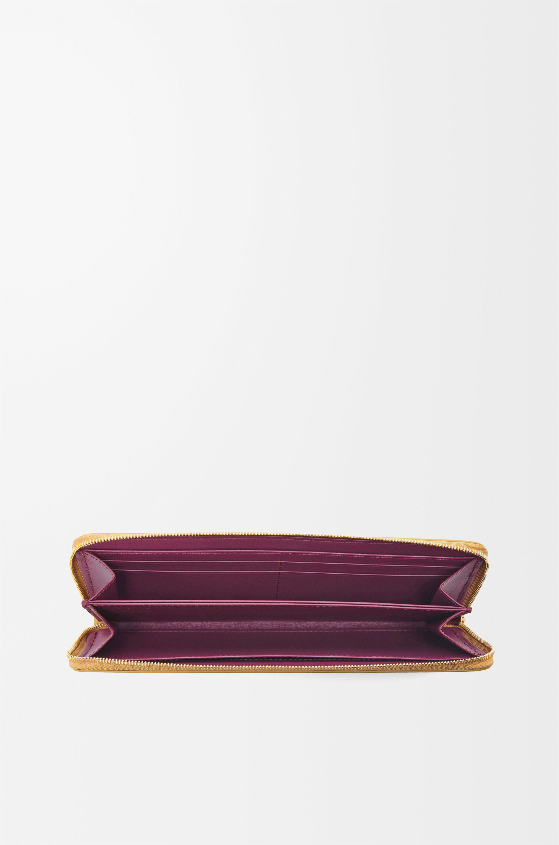 ノット ジップアラウンド ウォレット（シャイニーナパカーフ