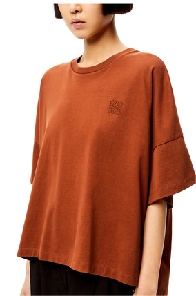 LOEWE Camiseta corta oversize en algodón con Anagrama Bronceado plp_rd