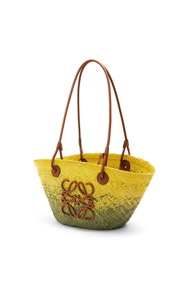 LOEWE Small Anagram Basket bag in iraca palm and calfskin Khaki Green/Yellow pdp_rd
