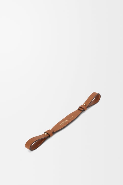 LOEWE Bandolera corta distintiva en piel de ternera Marrón Claro