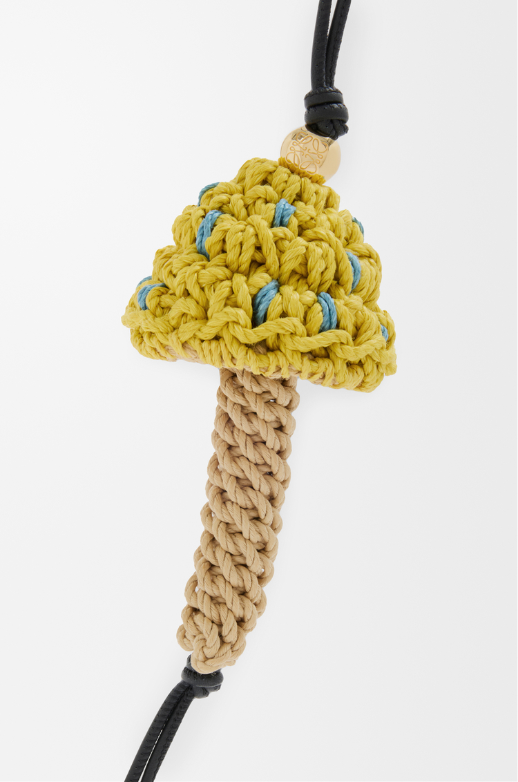 LOEWE Charm Mushroom en cuerda Amarillo/Natural