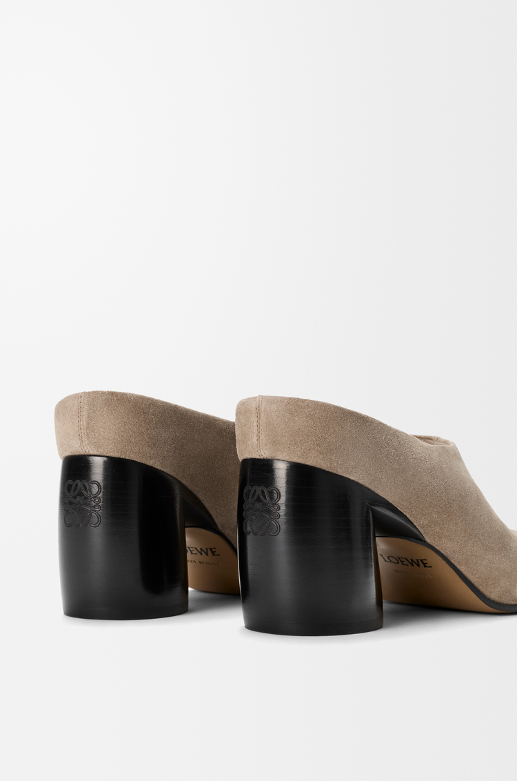 LOEWE オーバル ミュール（スエードカーフ） Hazelnut