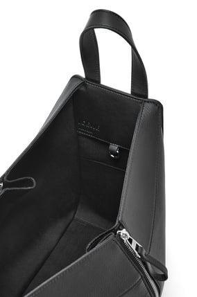LOEWE Small Hammock bag in classic calfskin Black plp_rd