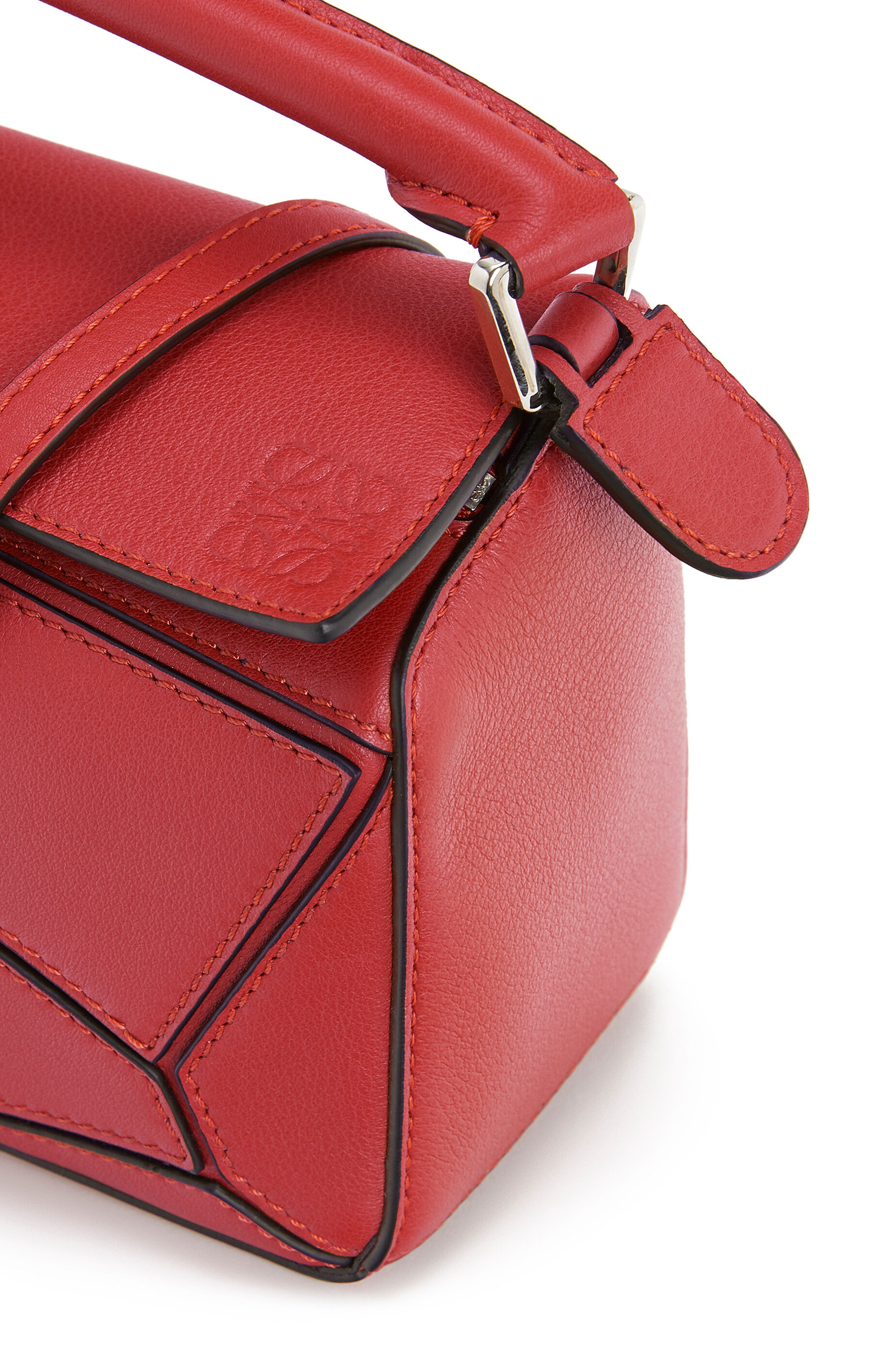 Mini Puzzle bag in classic calfskin Pomodoro LOEWE