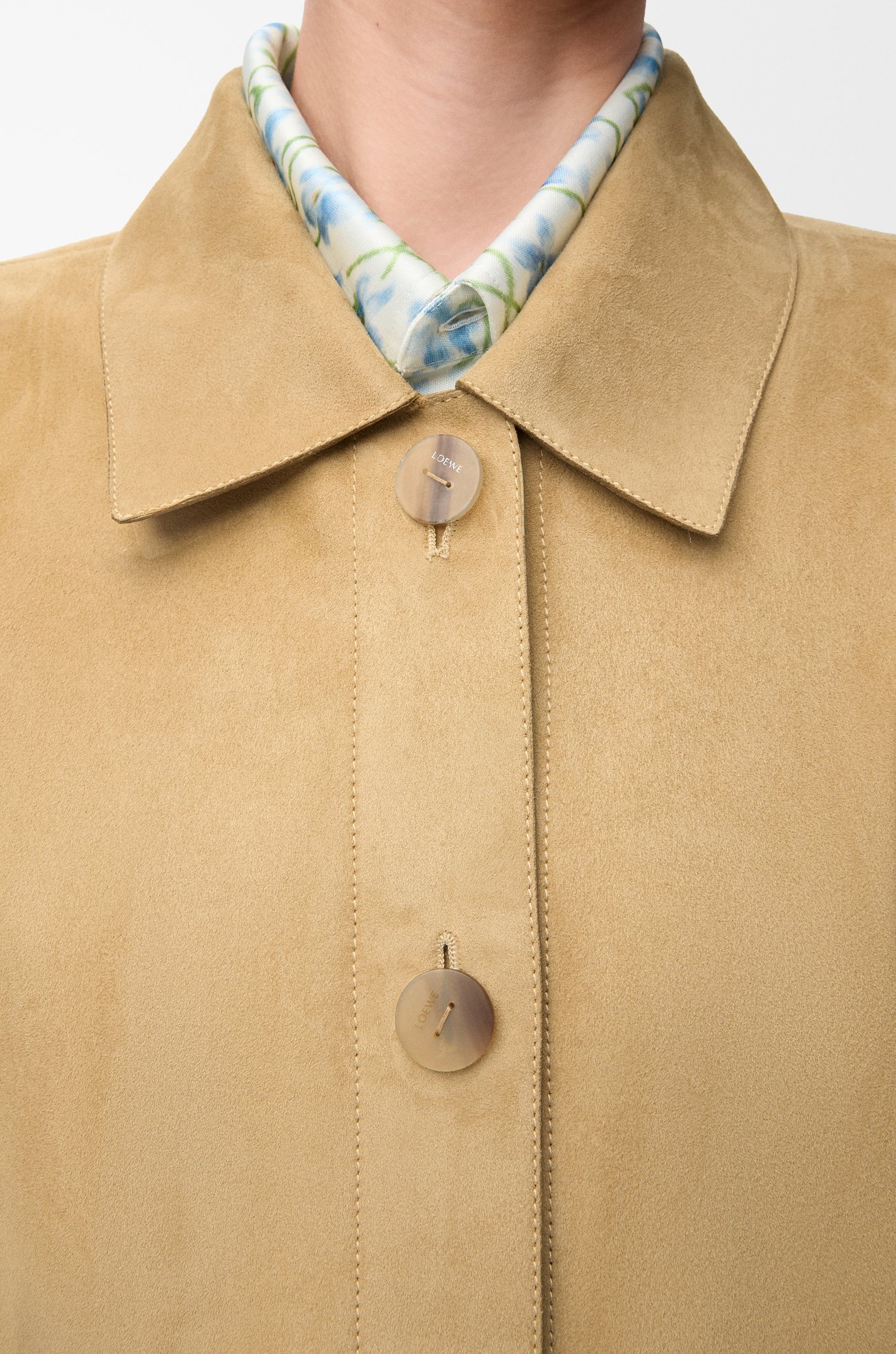 LOEWE Chaqueta con dobladillo en ante de piel de cordero Dorado